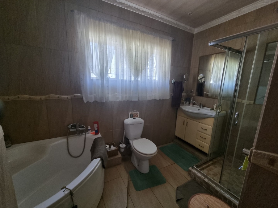4 Bedroom Property for Sale in Sasolburg Ext 11 Free State